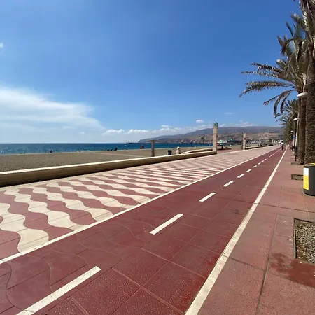 Playa Zapillo Apartament *